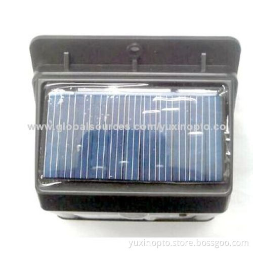 Light sensor LED solar yard lamp